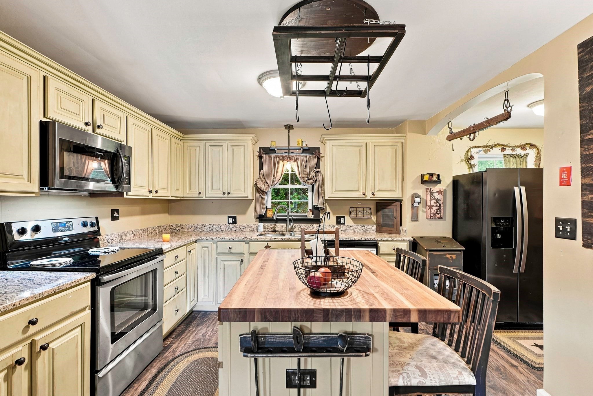 138 Purchase St, Milford, MA, 138 Purchase St, Milford, MA Photo #8