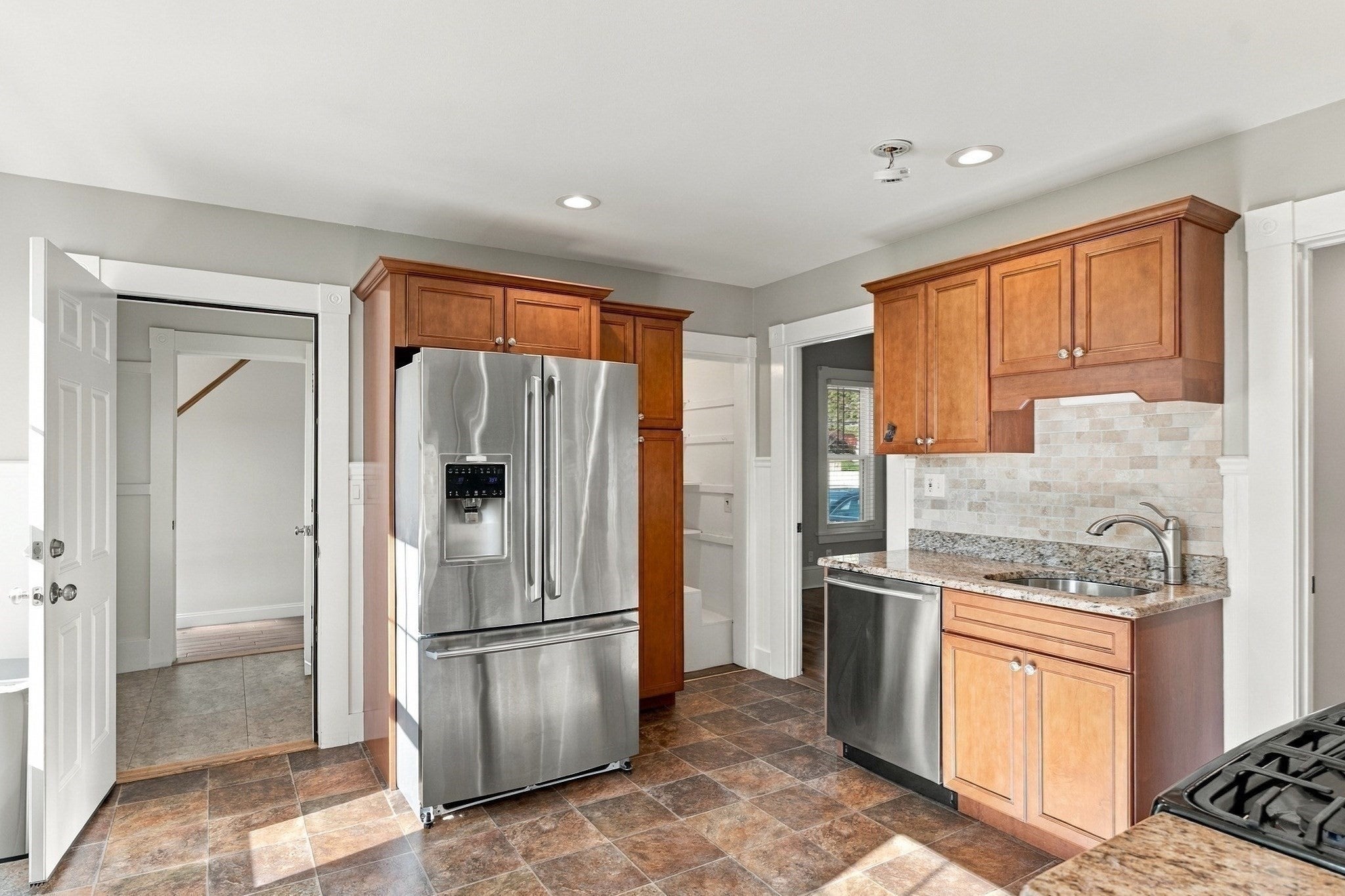 236 Bolton St #1, Marlborough, MA, 236 Bolton St #1, Marlborough, MA Photo #4