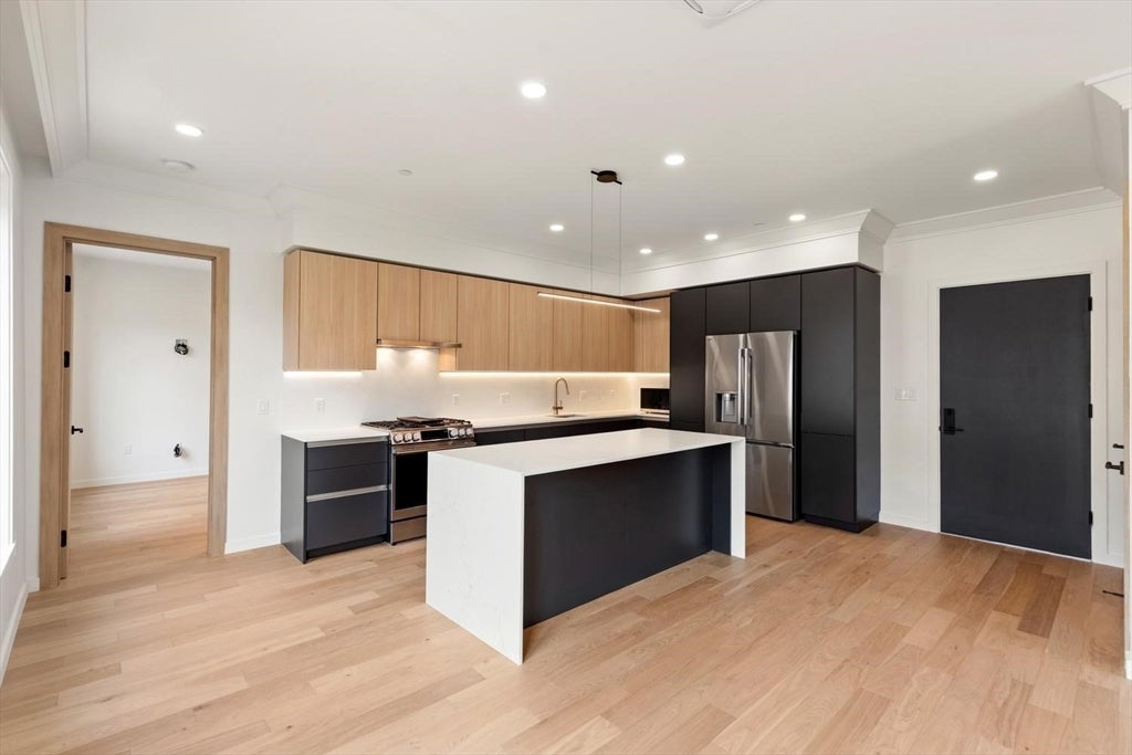 386-388 Washington Street #103, Quincy, MA Photo #4