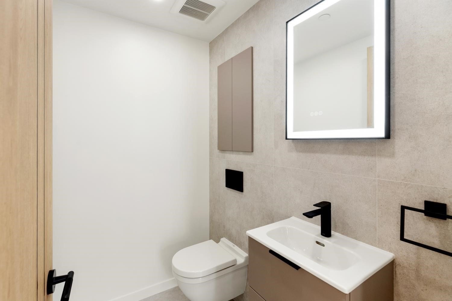 386-388 Washington Street #103, Quincy, MA Photo #17