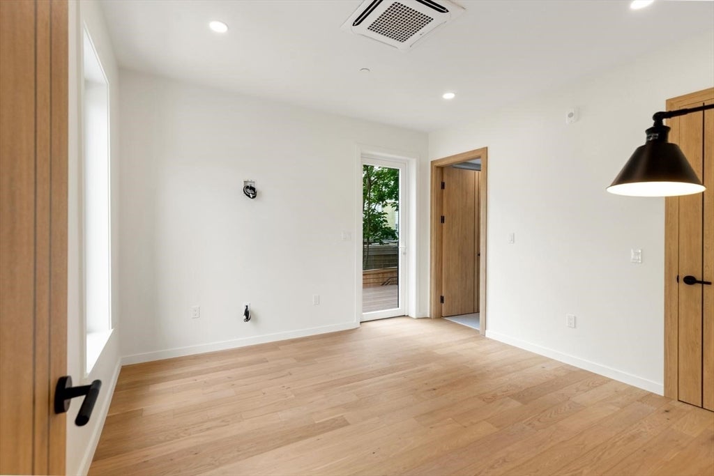 386-388 Washington Street #103, Quincy, MA Photo #11