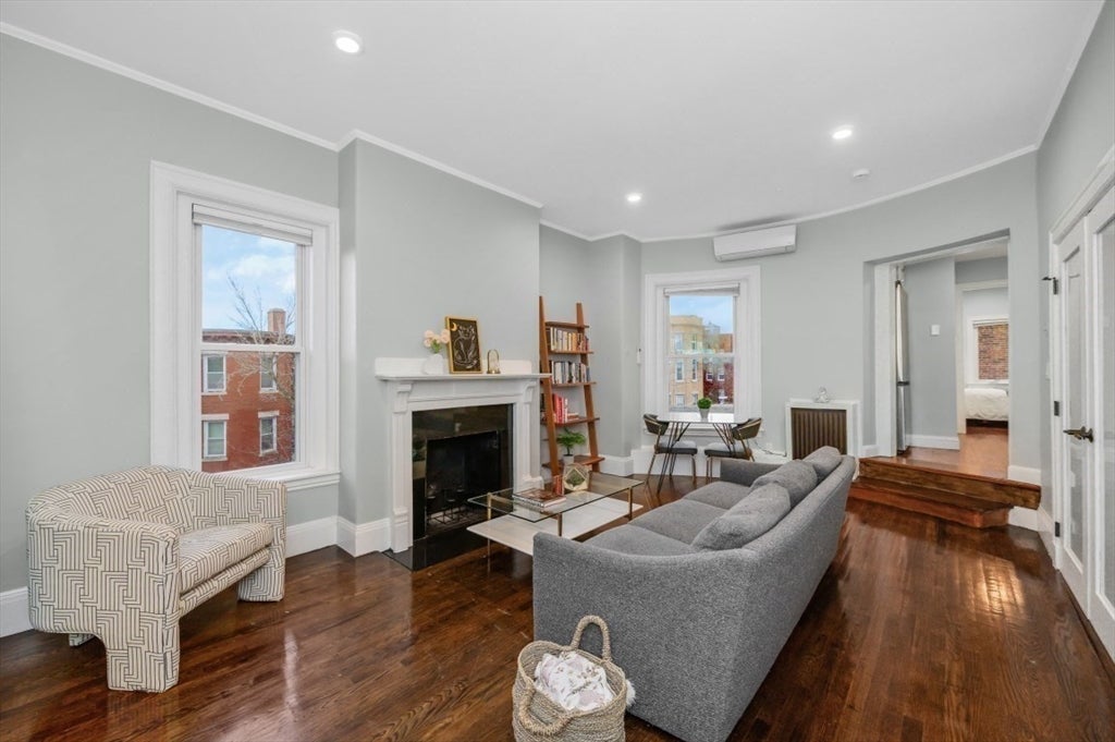 1880 Beacon St #6, Brookline, MA, 1880 Beacon St #6, Brookline, MA Photo #9