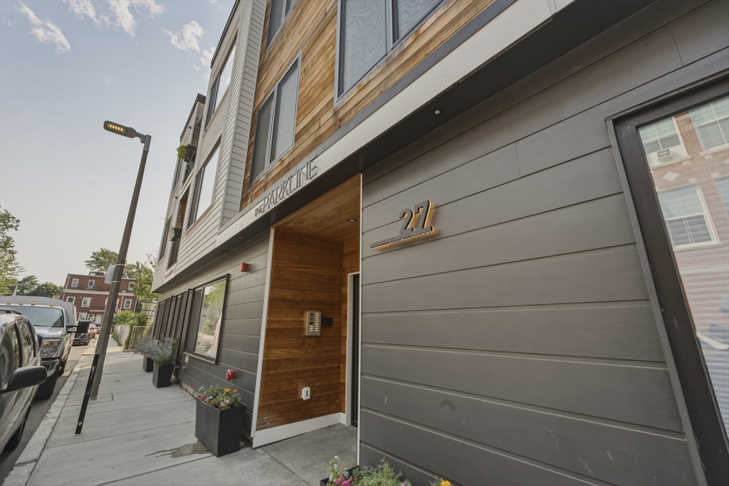 27 Dixwell St 4A