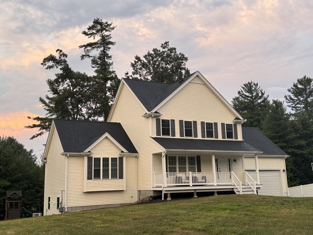 3 Waterford Cir