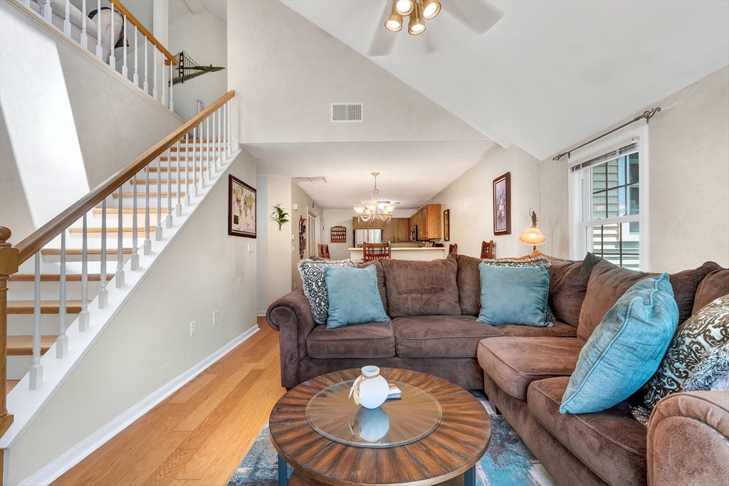 202 Allerton Commons Lane 202