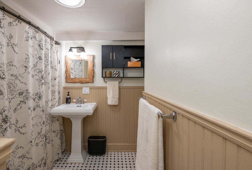 22-R Andover St, Peabody, MA Photo #7