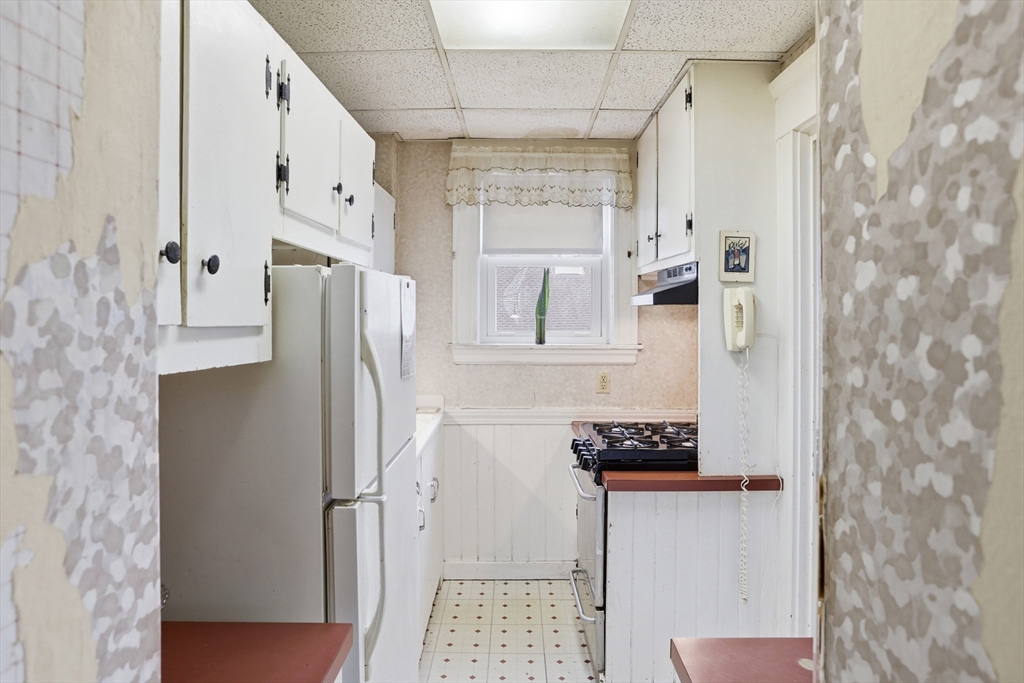 17 Winthrop St, Marlborough, MA Photo #15