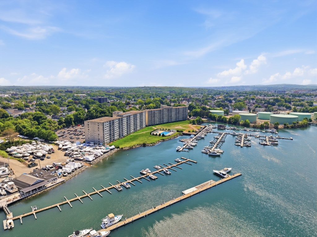 100 Cove Way 409