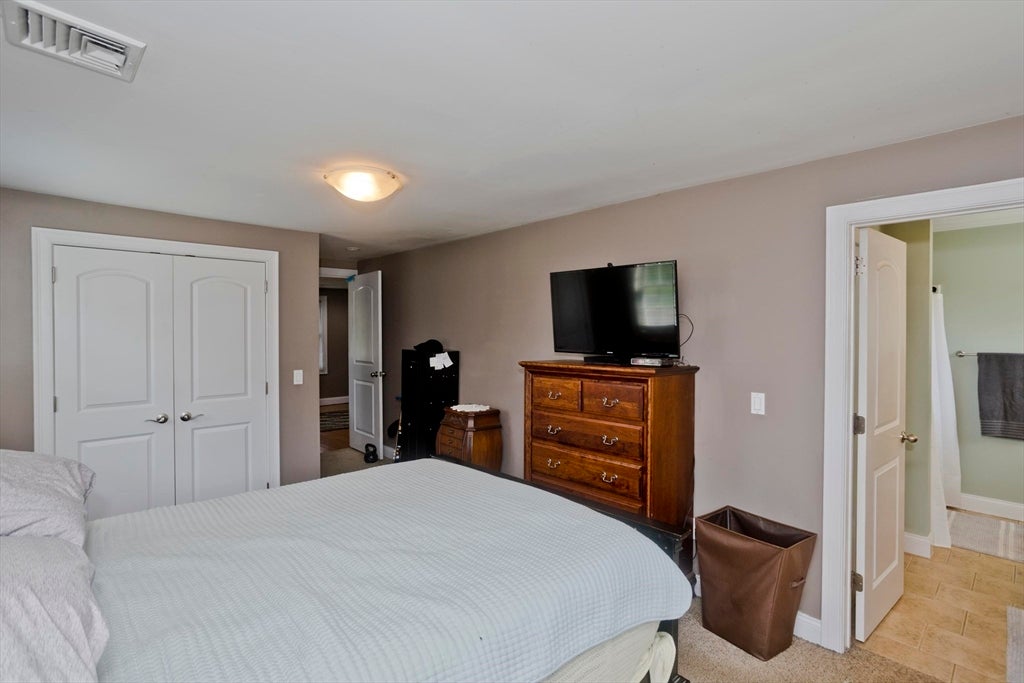 1075 Main St, Agawam, MA, 1075 Main St, Agawam, MA Photo #21