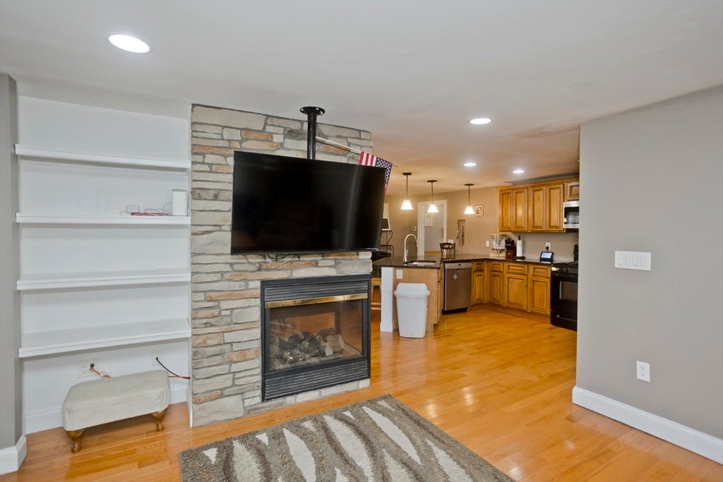 1075 Main St, Agawam, MA, 1075 Main St, Agawam, MA Photo #14