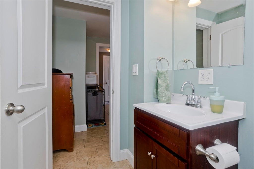 1075 Main St, Agawam, MA, 1075 Main St, Agawam, MA Photo #34