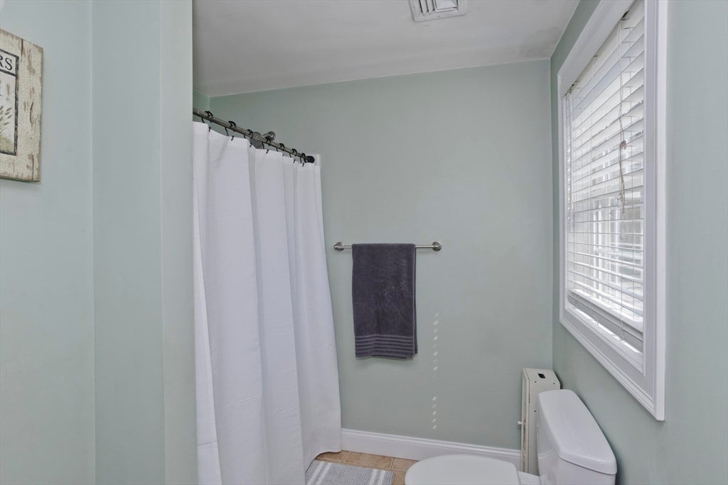 1075 Main St, Agawam, MA, 1075 Main St, Agawam, MA Photo #24