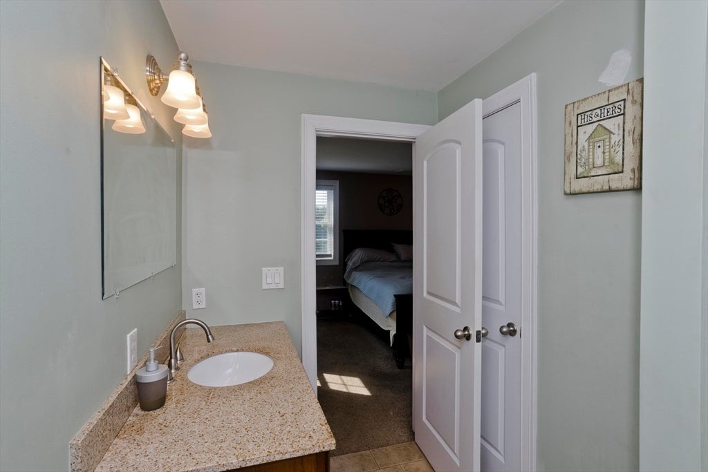 1075 Main St, Agawam, MA, 1075 Main St, Agawam, MA Photo #26