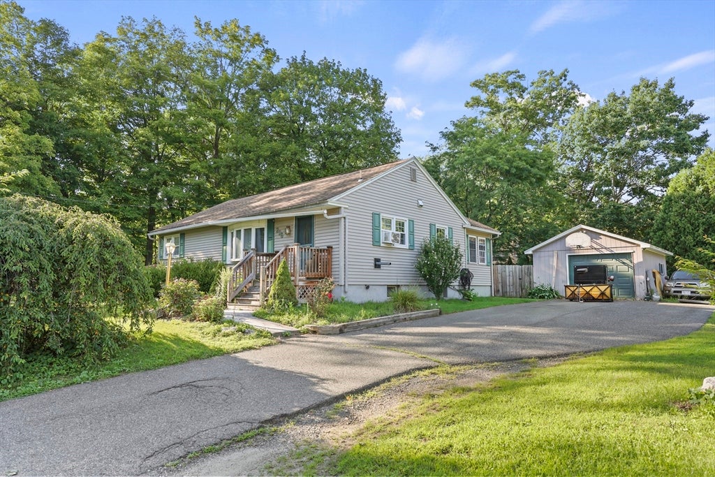 296 Hancock Rd, Pittsfield, MA, 296 Hancock Rd, Pittsfield, MA Photo #3