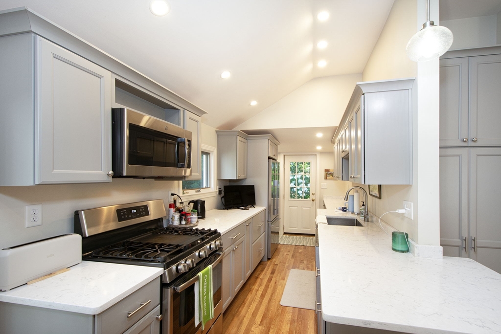 23 Priscilla Ave 23