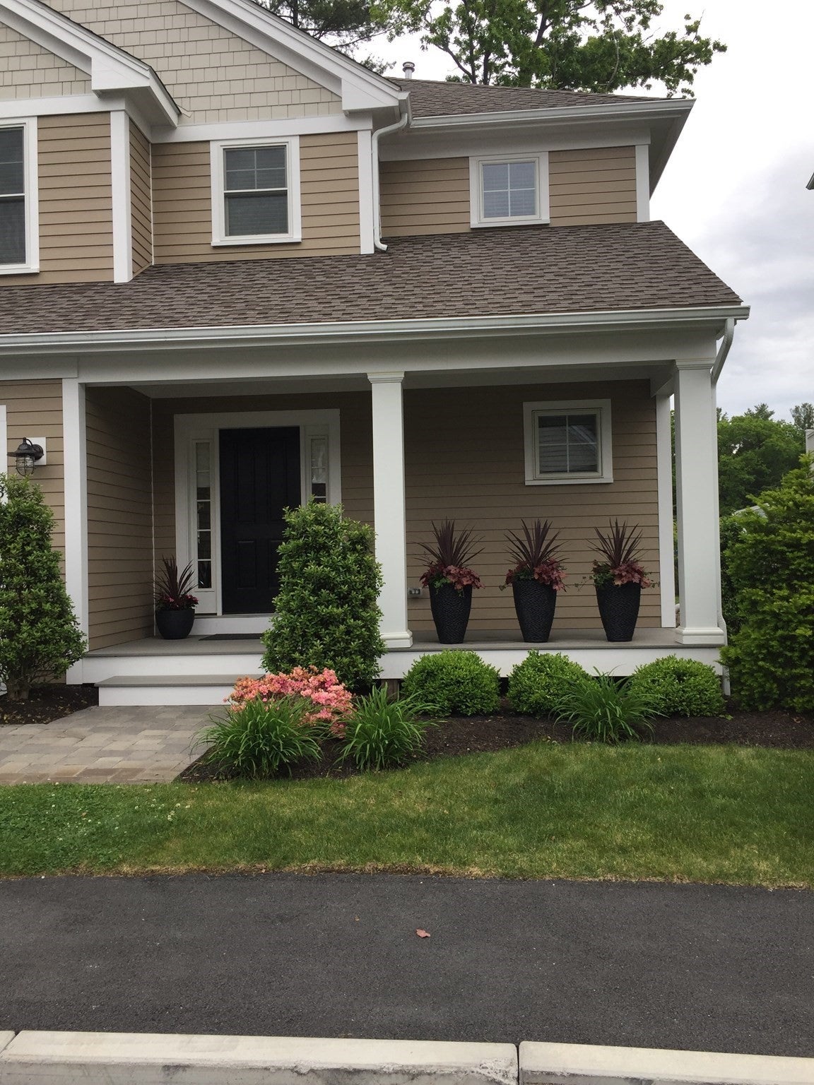 900 Greendale AVE