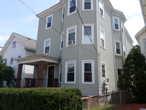 Photo of 689 Broadway, Chelsea, MA 02150 (MLS # 73579708)
