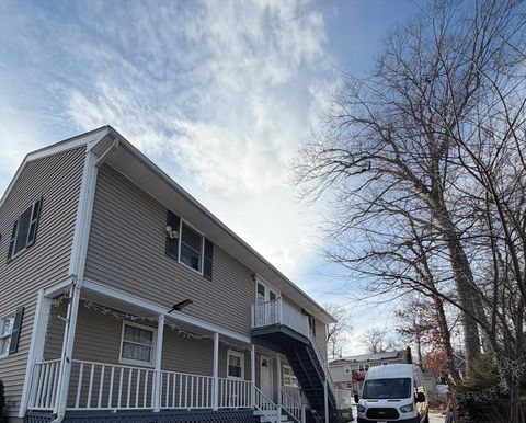 44 Pembroke  St 2 Marlborough MA 01752