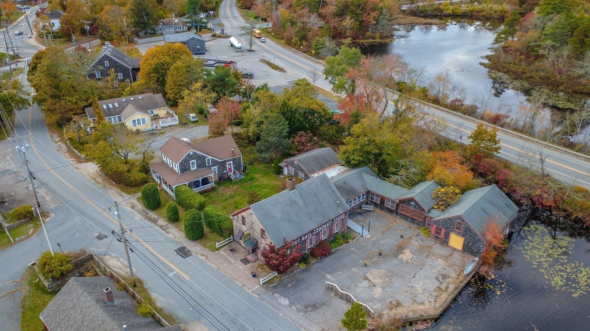2573 Cranberry Hwy