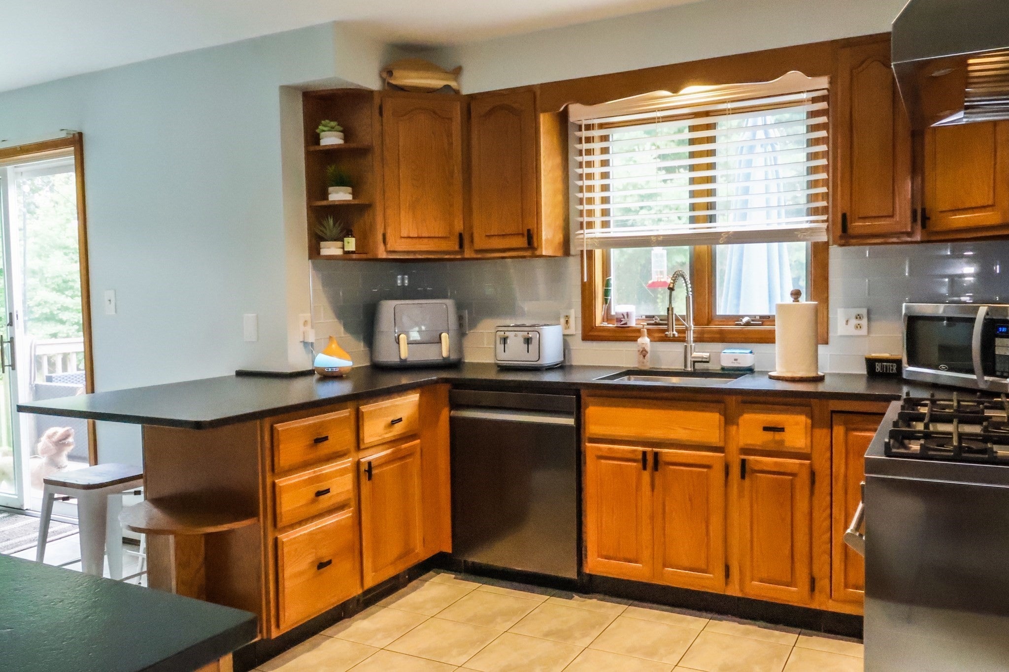 37 Rhode Island Ave, Dartmouth, MA Photo #5