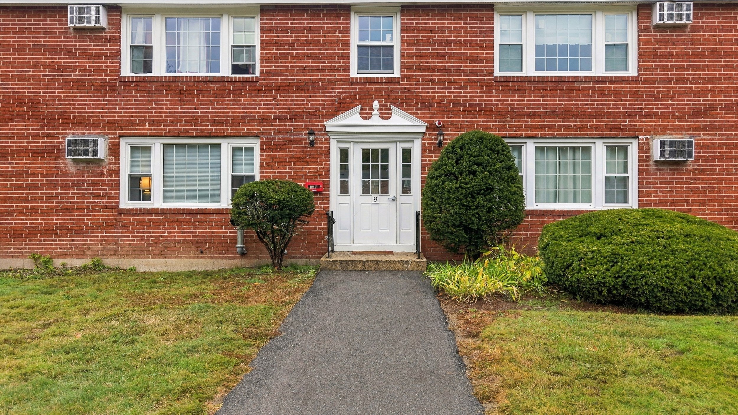 9 Myles Standish Drive #8, Haverhill, MA, 9 Myles Standish Drive #8, Haverhill, MA Photo #2
