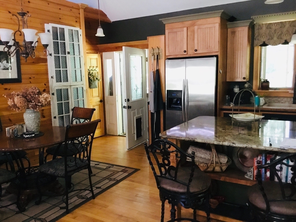 3 Mohawk Drive
