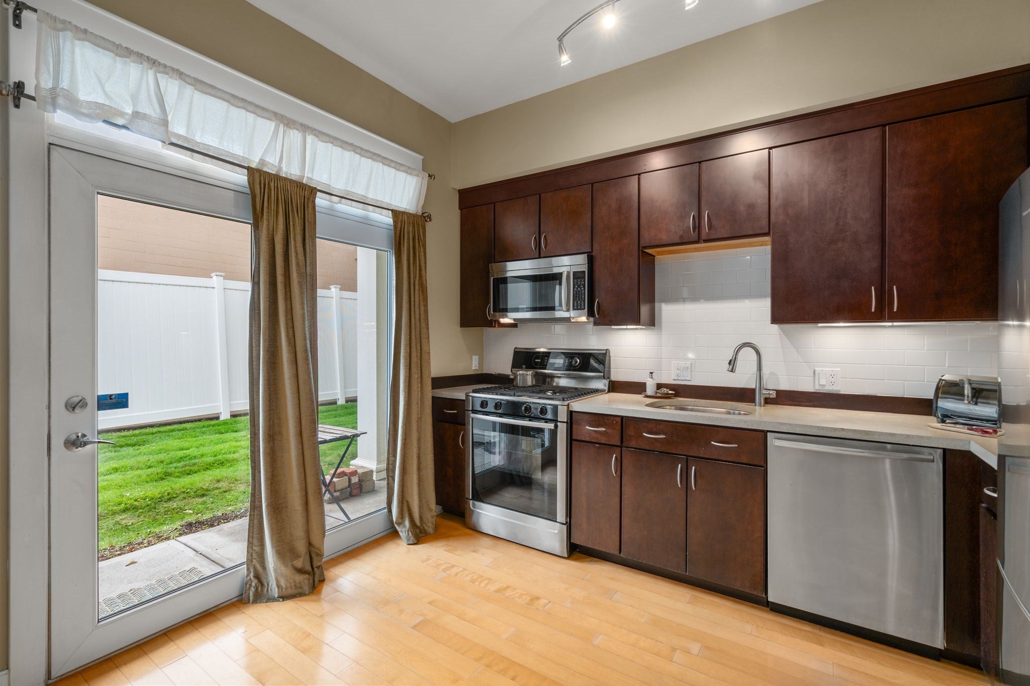 31 Wheeler St 101