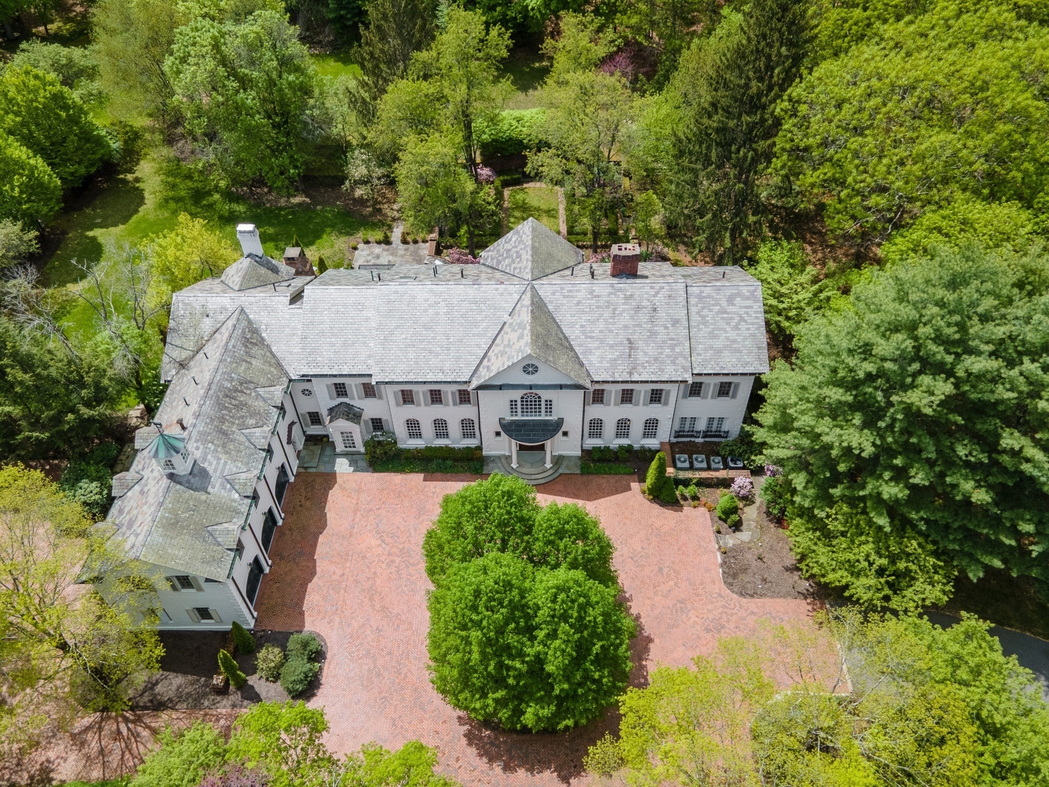 200 Pond Road