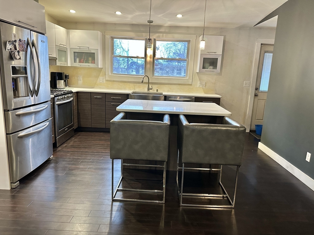 153 Freeman Street Ext