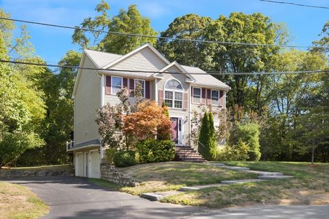 94 Pinedale Avenue Billerica MA 01821