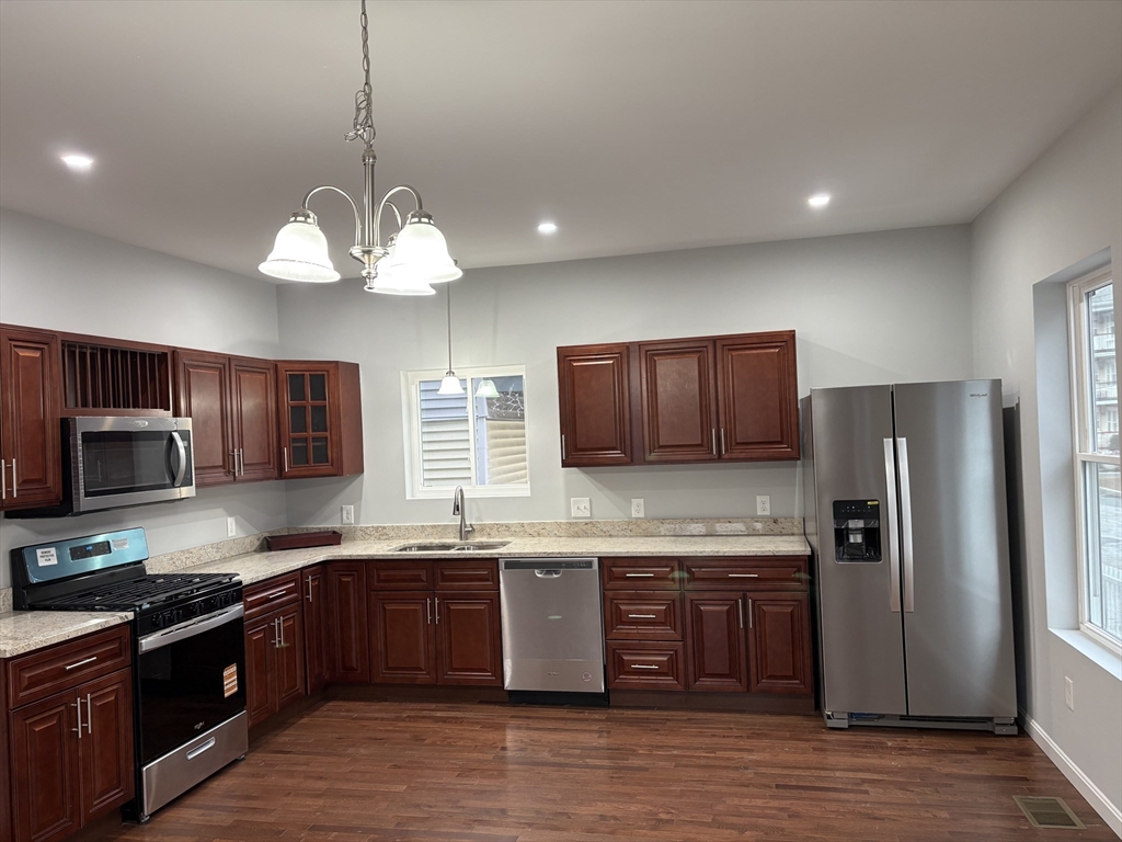 184 Avenue C E-1