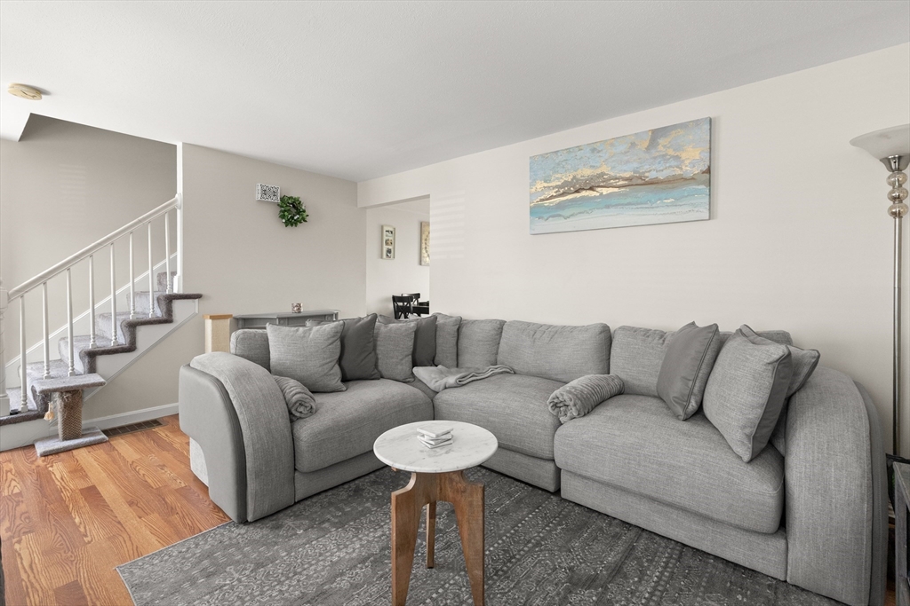 247 Broadway Rd 39