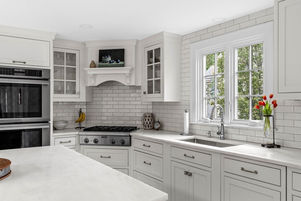 37 Lincoln St, Hingham, MA, 37 Lincoln St, Hingham, MA Photo #6