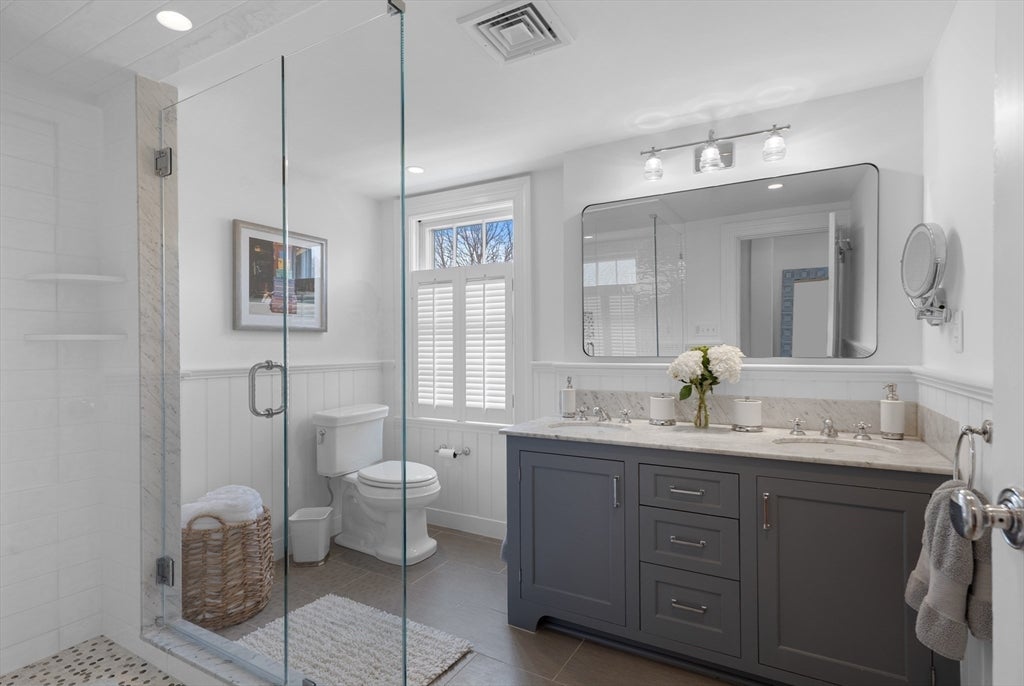 37 Lincoln St, Hingham, MA, 37 Lincoln St, Hingham, MA Photo #21