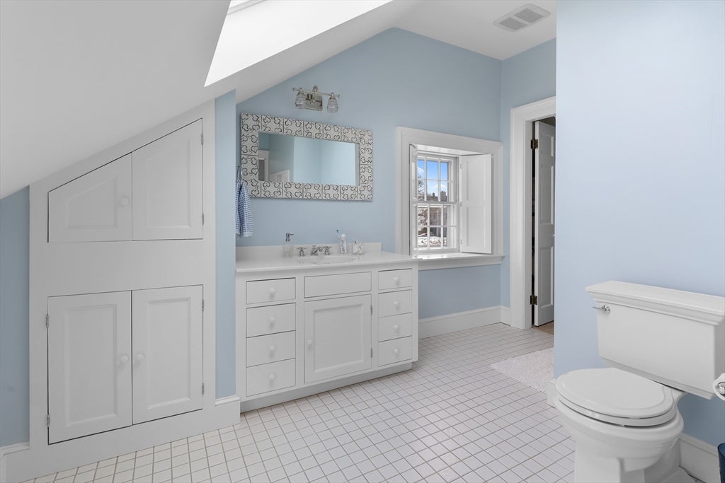 37 Lincoln St, Hingham, MA, 37 Lincoln St, Hingham, MA Photo #28