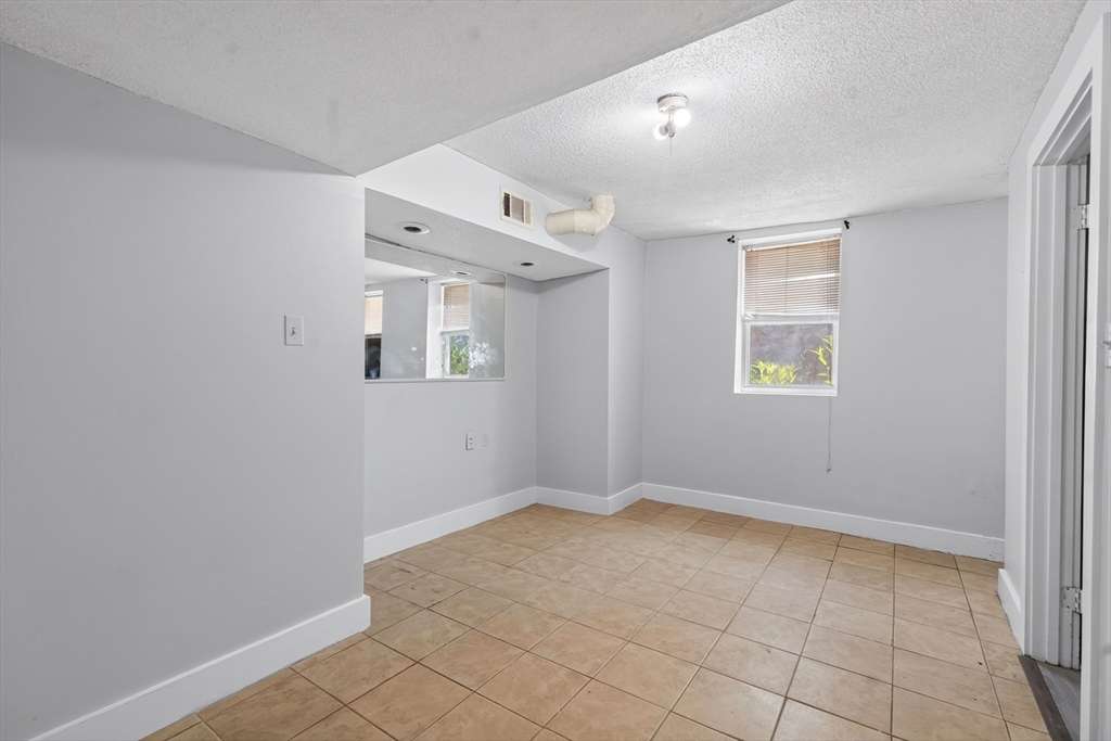 17 Tilton Ter, Lynn, MA, 17 Tilton Ter, Lynn, MA Photo #21