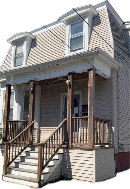 Photo of 33 Parrott St, Lynn, MA 01902 (MLS # 73583037)