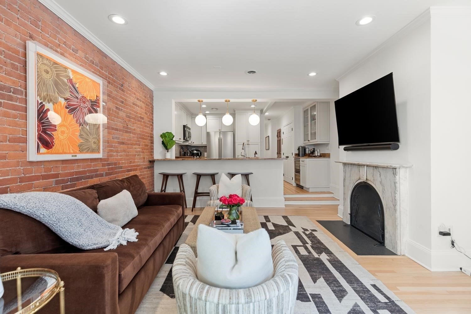 76 Marlborough Street 6
