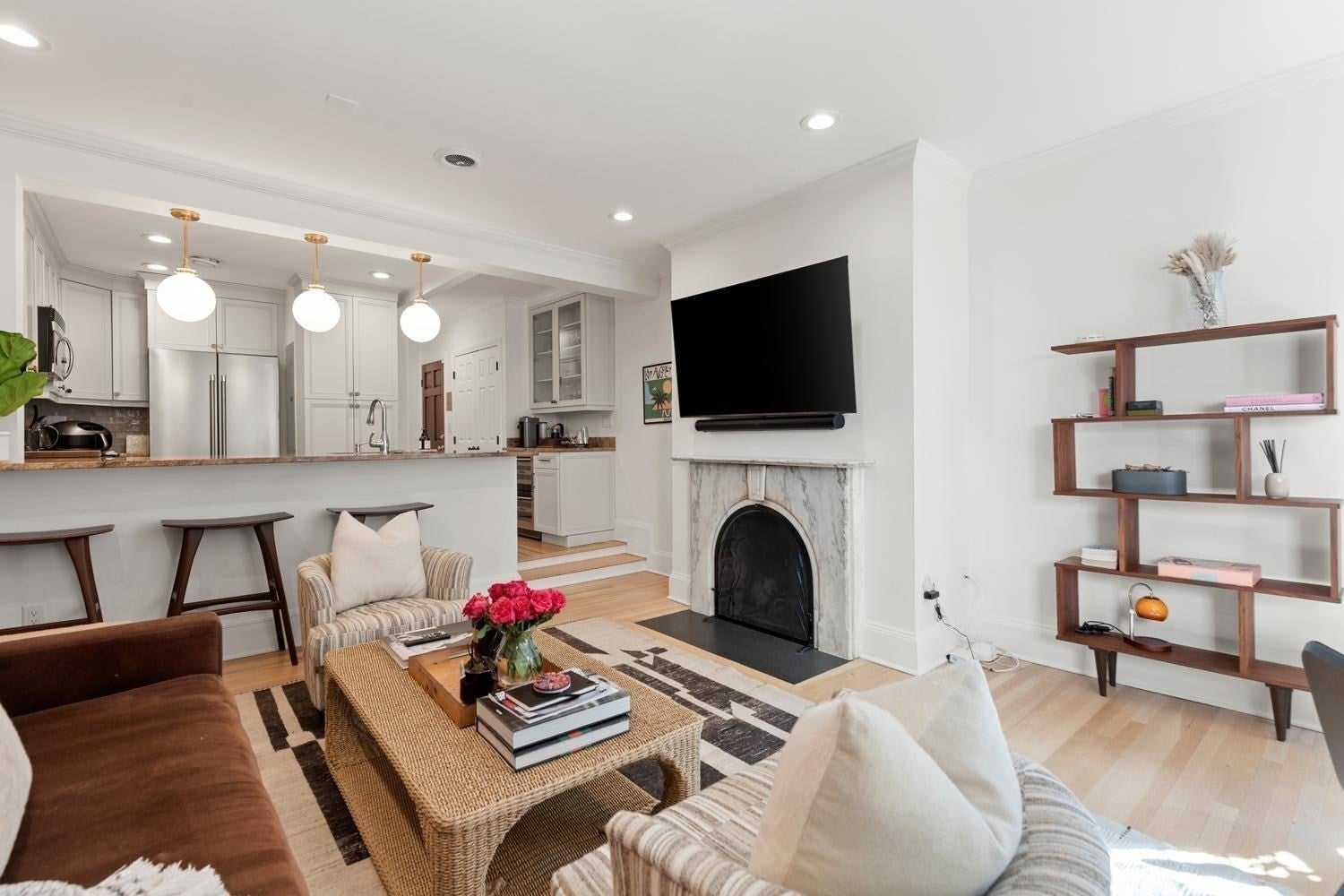 76 Marlborough Street #6, Boston, MA, 76 Marlborough Street #6, Boston, MA Photo #1