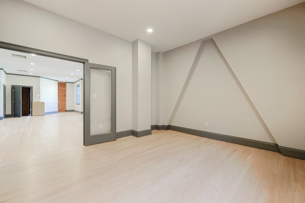 515 Centre ST #2, Newton, MA, 515 Centre ST #2, Newton, MA Photo #18