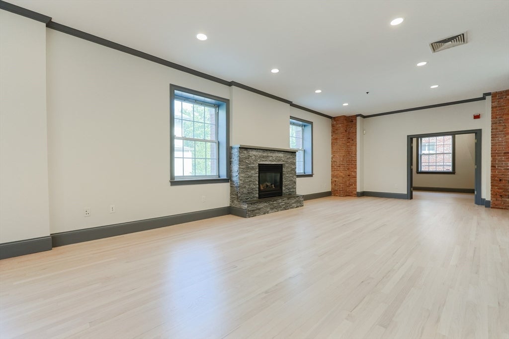 515 Centre ST #2, Newton, MA, 515 Centre ST #2, Newton, MA Photo #24