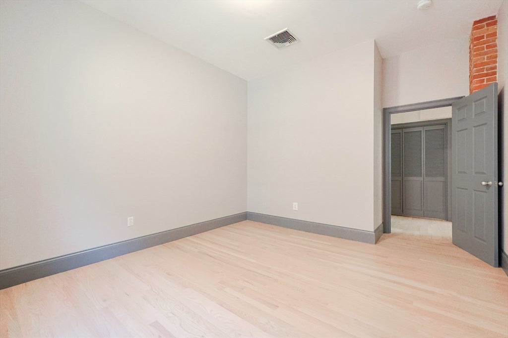 515 Centre ST #2, Newton, MA, 515 Centre ST #2, Newton, MA Photo #16