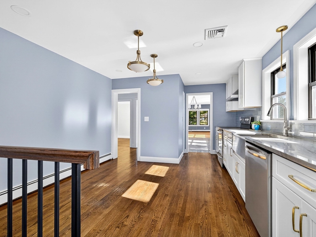 10 Chipman St 10