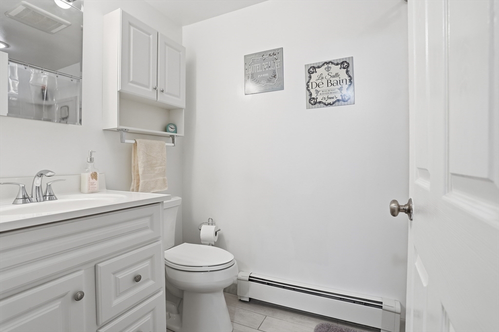 30 Dahlia Dr, Littleton, MA Photo #11