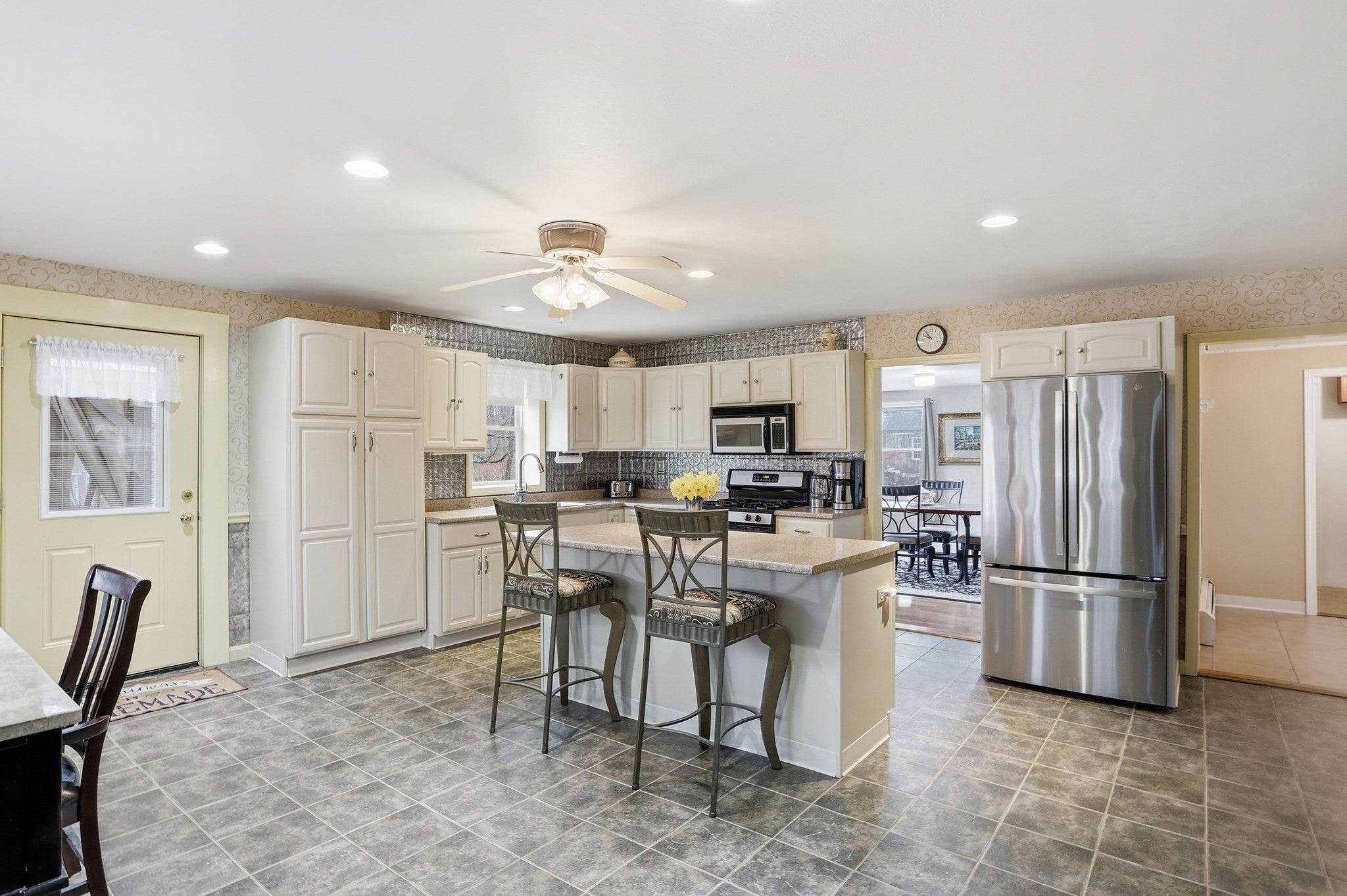 30 Dahlia Dr, Littleton MA 01460
