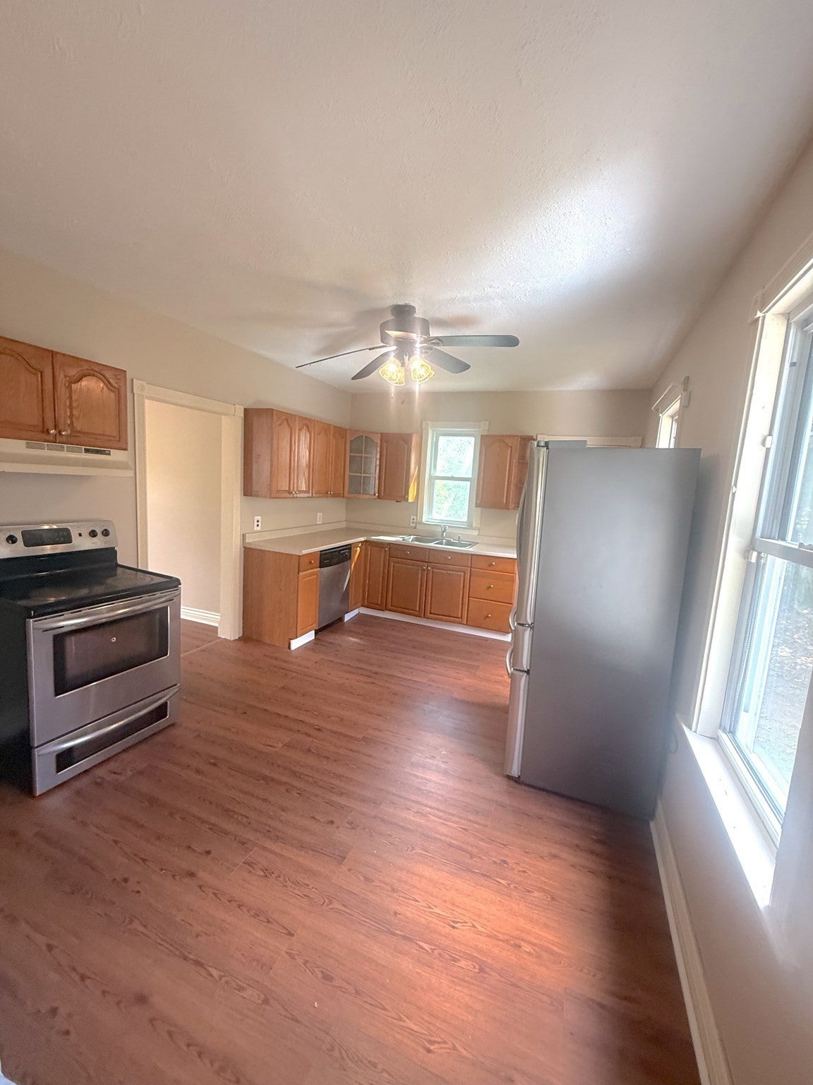 81 Walnut St, West Bridgewater, MA, 81 Walnut St, West Bridgewater, MA Photo #6