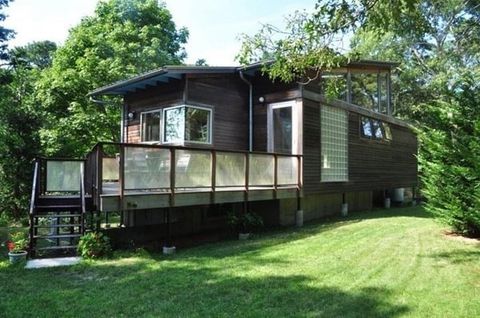 Single Family Residence in Oak Bluffs MA 54 Cannahoot St.jpg