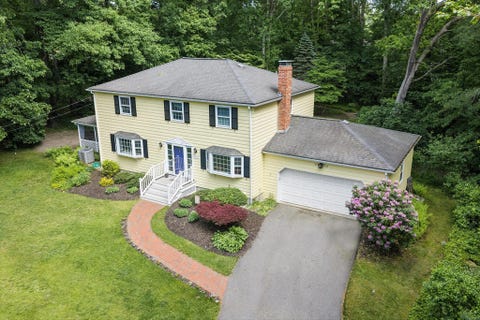 Photo of 5 Myrtle Dr, Acton, MA 01720 (MLS # 73557586)
