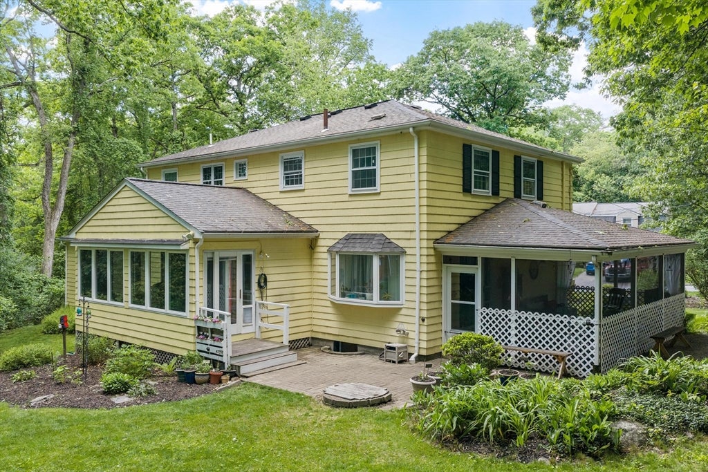 5 Myrtle Dr, Acton, MA Photo #2