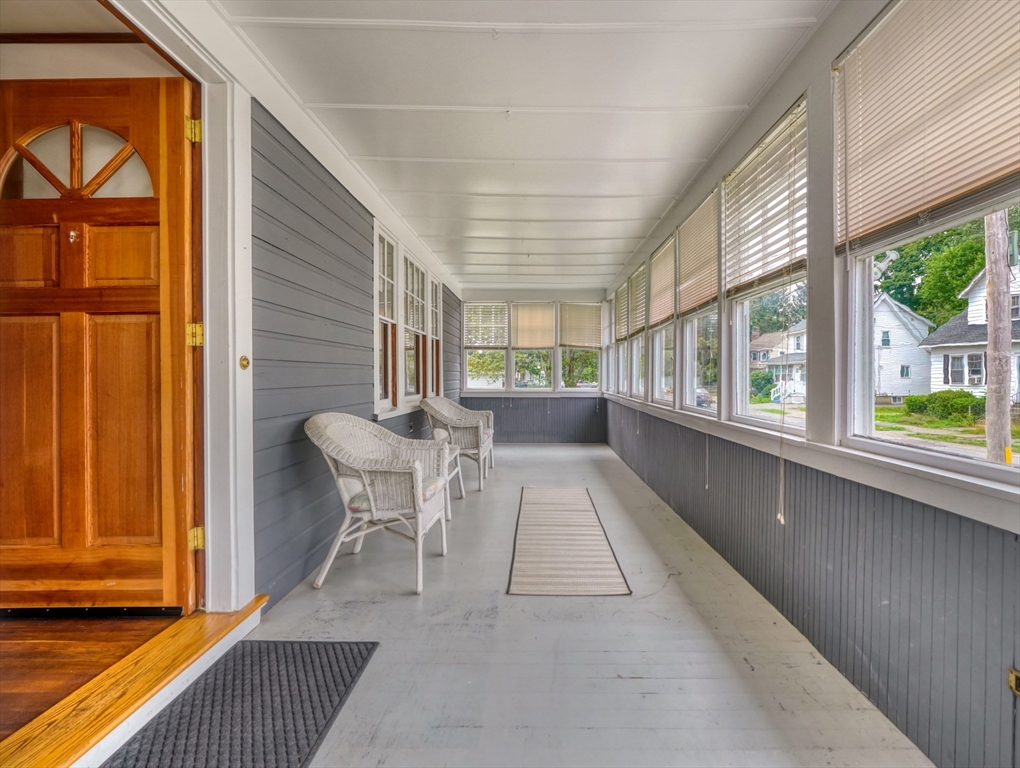 19 Hillside Rd